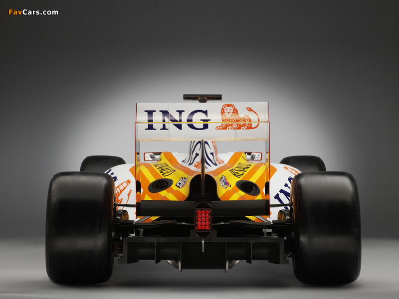Images of Renault R29 2009 (800 x 600)