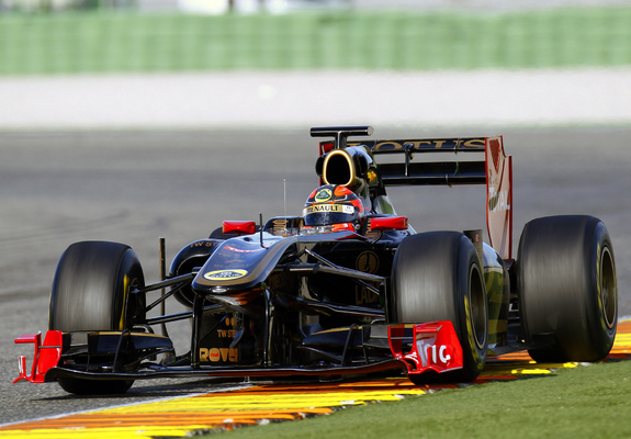 Images of Renault R31 2011