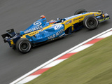 Pictures of Renault R25 2005