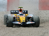 Pictures of Renault R28 2008