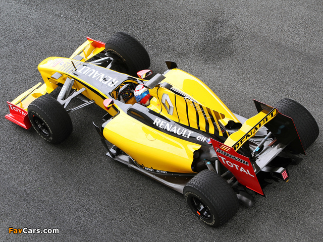 Renault R30 2010 pictures (640 x 480)