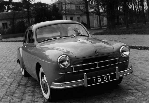 Renault Fregate 1951–58 wallpapers