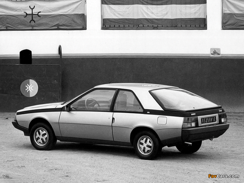 Photos of Renault Fuego 1980–86 (800 x 600)