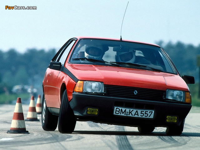 Renault Fuego 1980–86 images (640 x 480)