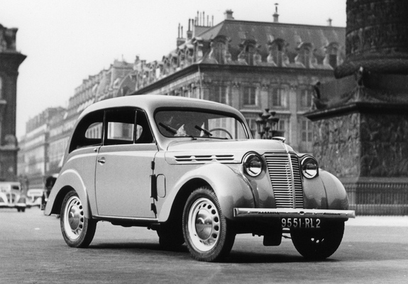 Renault Juvaquatre Coupe 1937–48 pictures