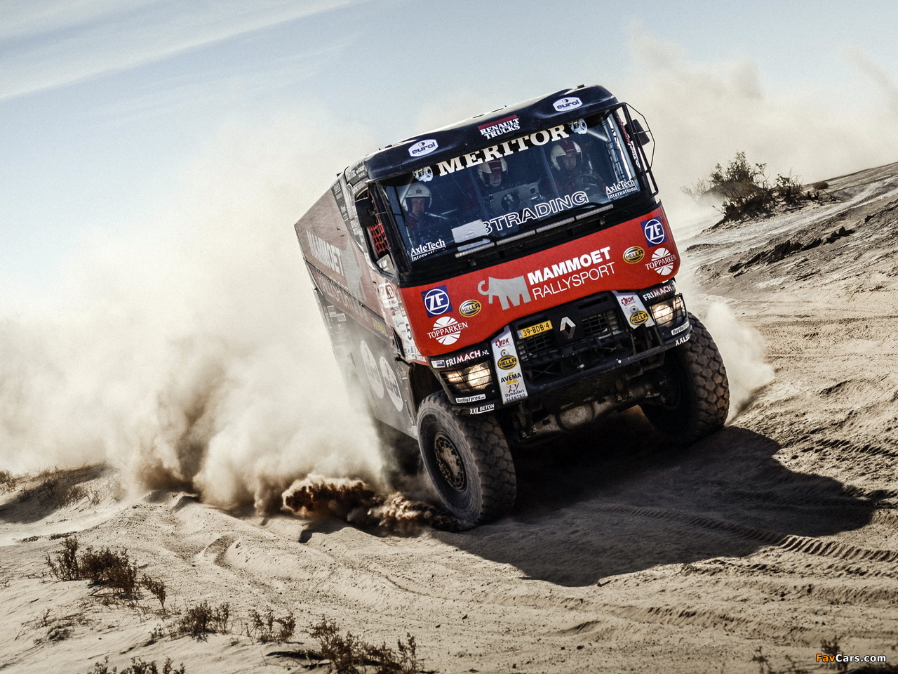 MKR Technology Renault K520 4×4 Dakar Rally 2015 pictures (1280 x 960)