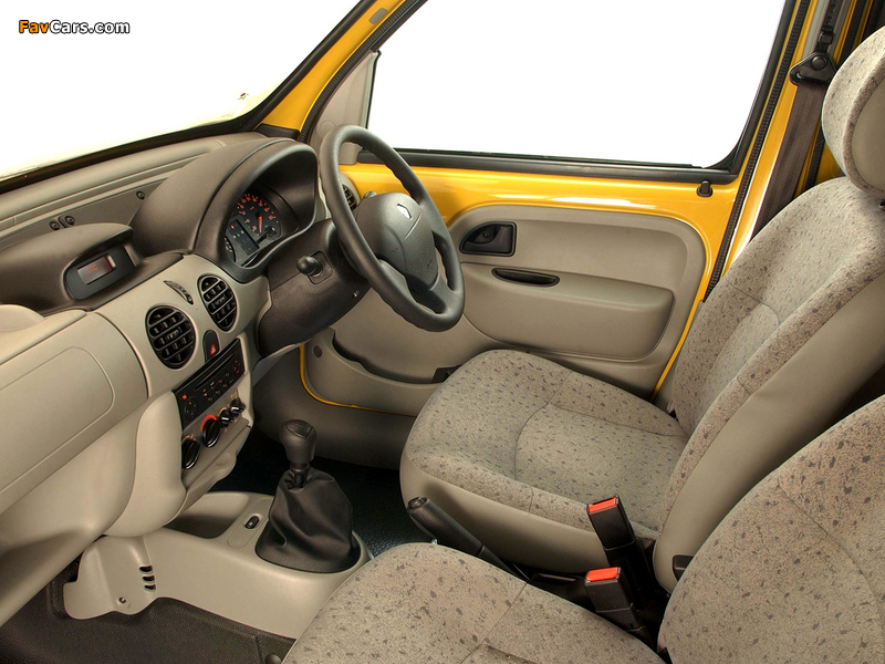 Photos of Renault Kangoo Multix 2004–07 (800 x 600)