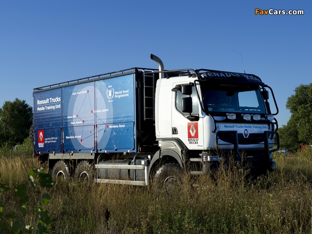 Pictures of Renault Kerax 6x6 Mobile Training Unit 2012–13 (640 x 480)