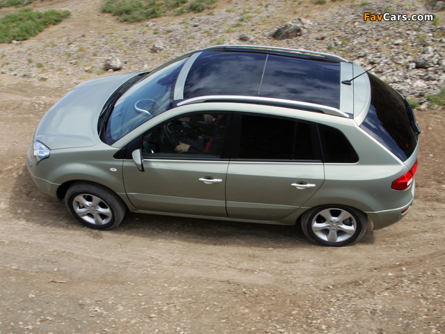 Renault Koleos 2008–11 images (640 x 480)