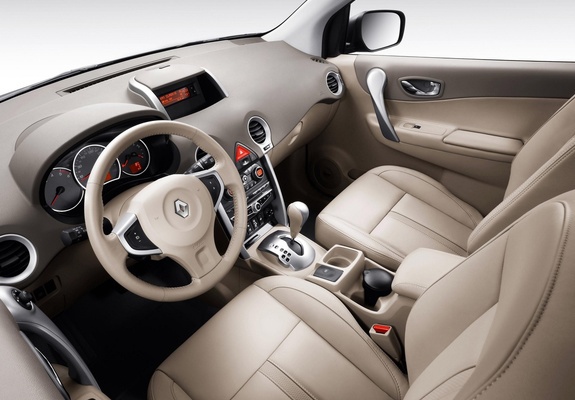Renault Koleos 2008–11 images