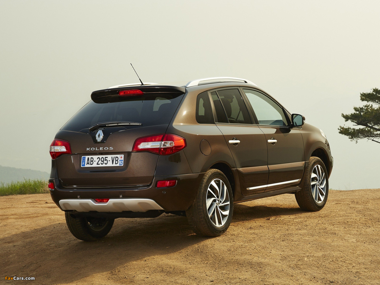 Renault Koleos 2013 wallpapers (1280 x 960)