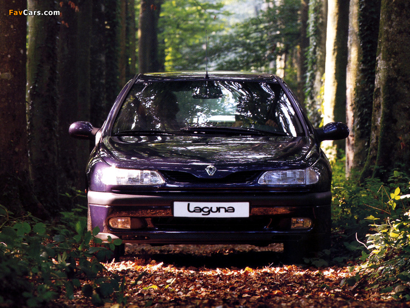 Images of Renault Laguna Hatchback 1993–98 (800 x 600)