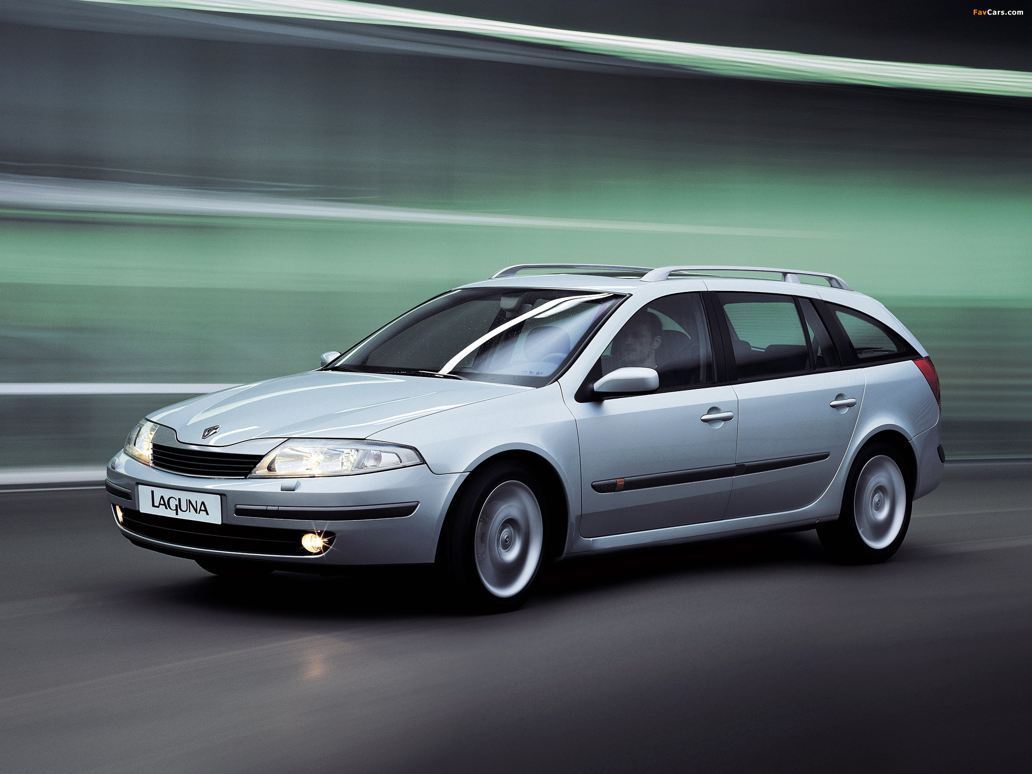 Photos of Renault Laguna Break 2001–05 (2048 x 1536)