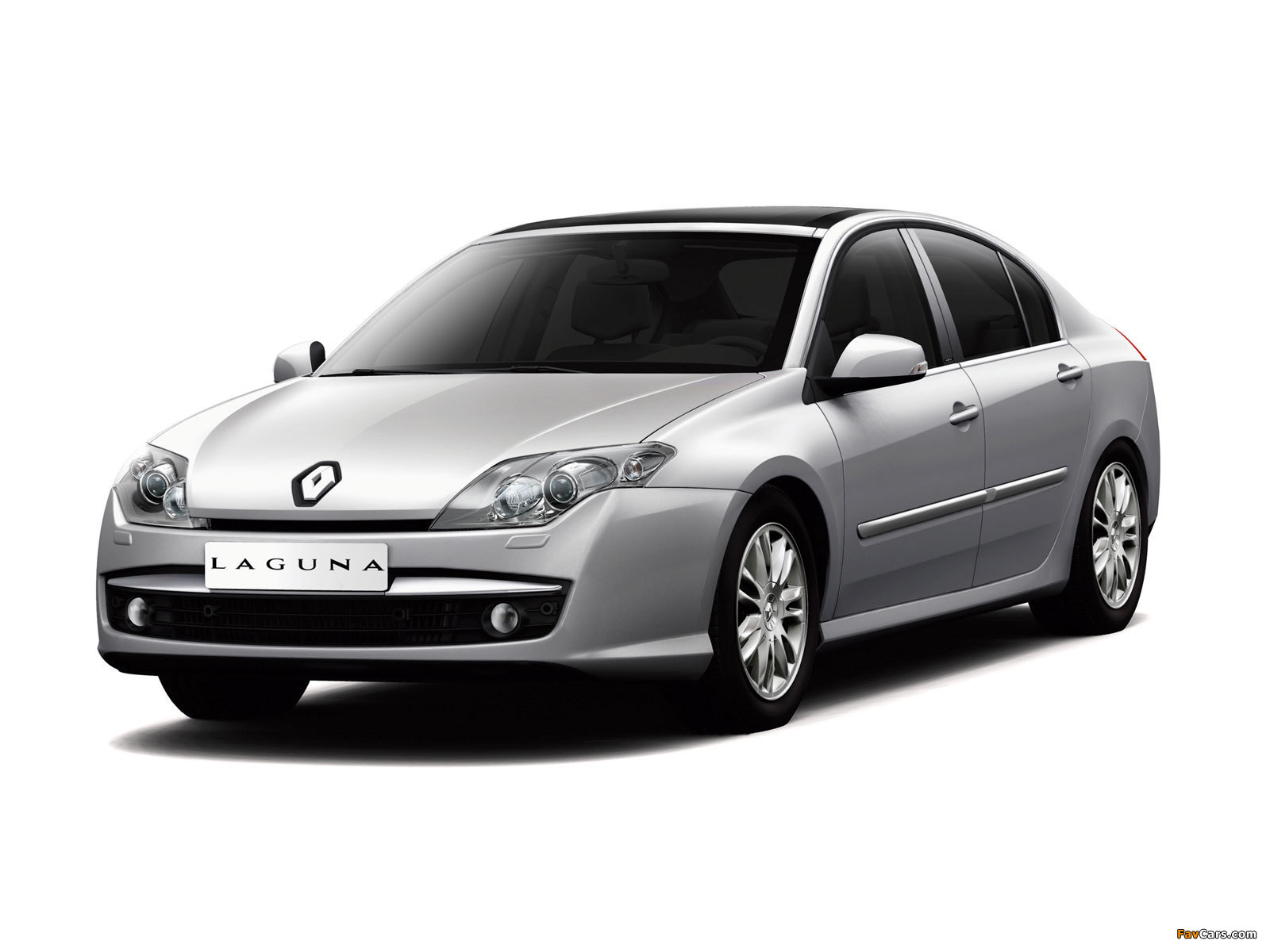 Photos of Renault Laguna Hatchback 2007–10 (1600 x 1200)