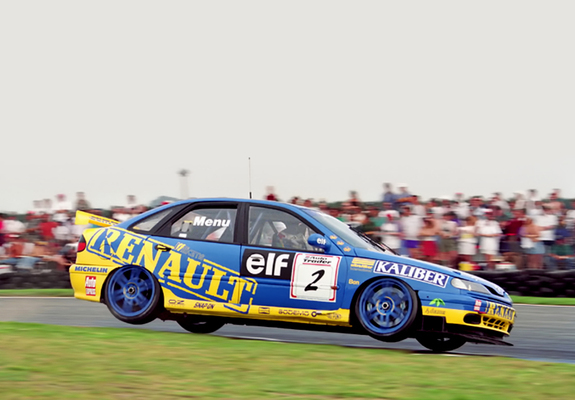 Renault Laguna BTCC 1994–97 photos