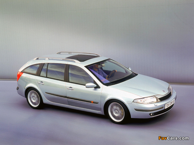 Renault Laguna Break 2001–05 pictures (640 x 480)
