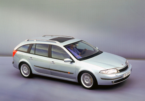 Renault Laguna Break 2001–05 pictures