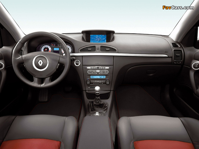 Renault Laguna Hatchback 2005–07 photos (640 x 480)