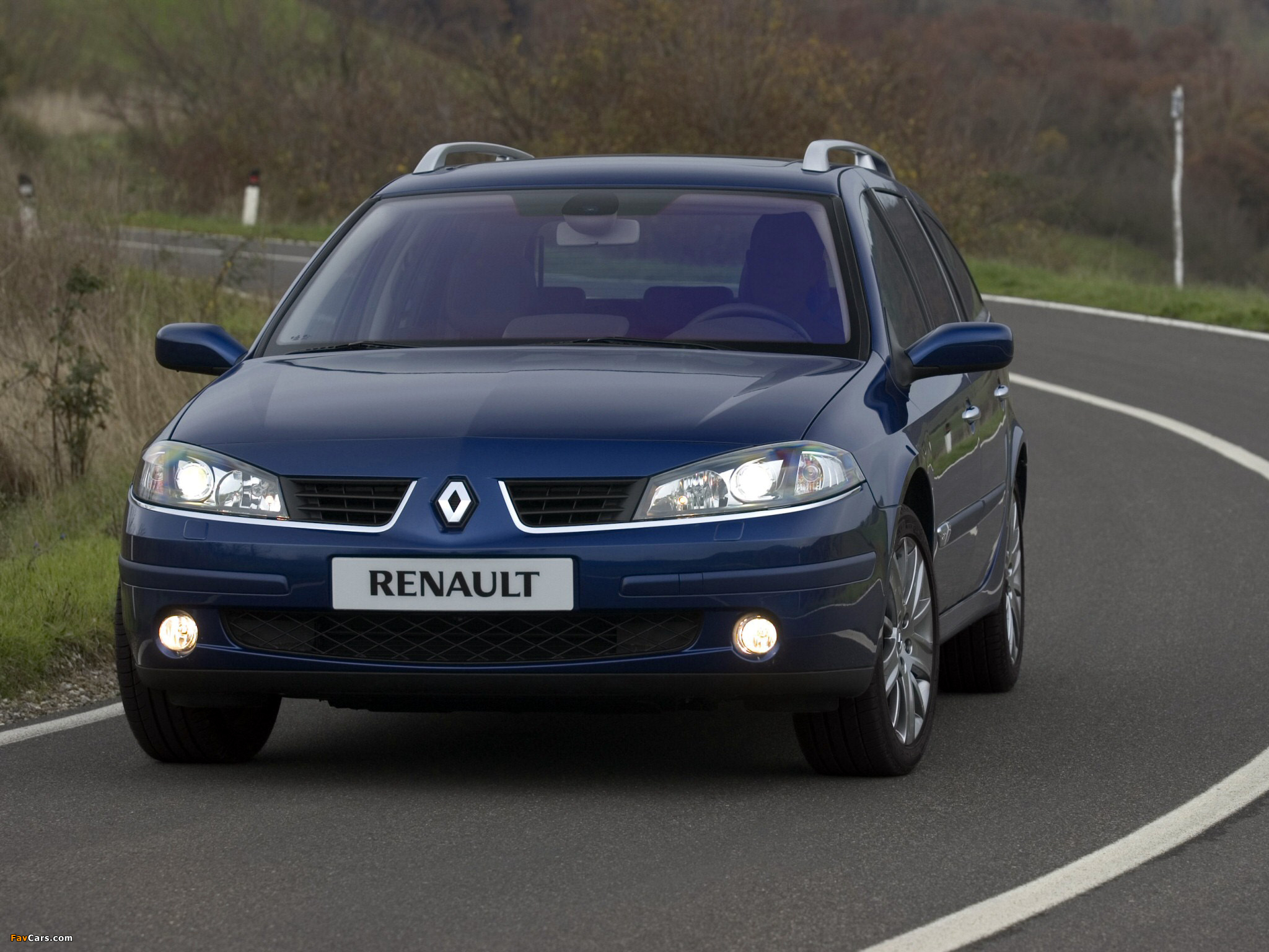 Renault Laguna Break 2005–07 pictures (2048 x 1536)