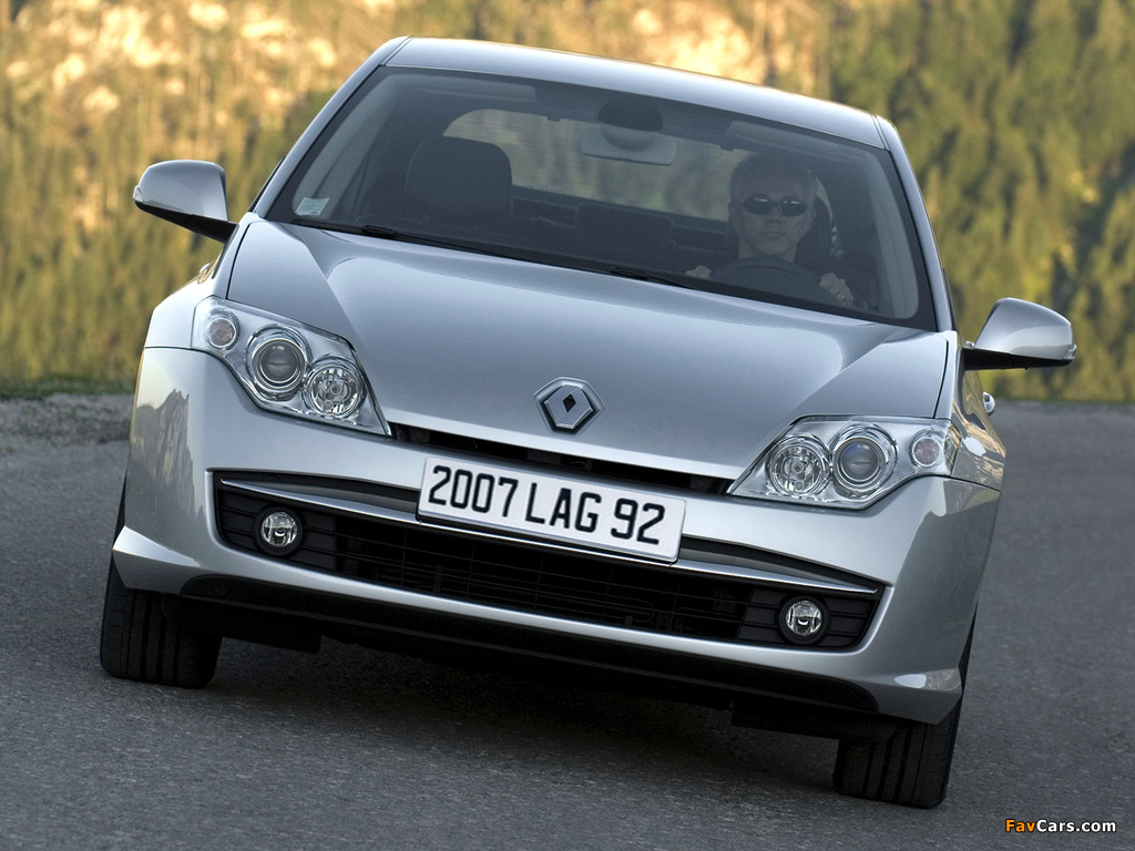 Renault Laguna Hatchback 2007–10 images (1024 x 768)