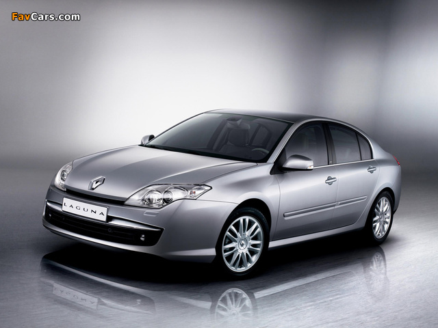 Renault Laguna Hatchback 2007–10 pictures (640 x 480)