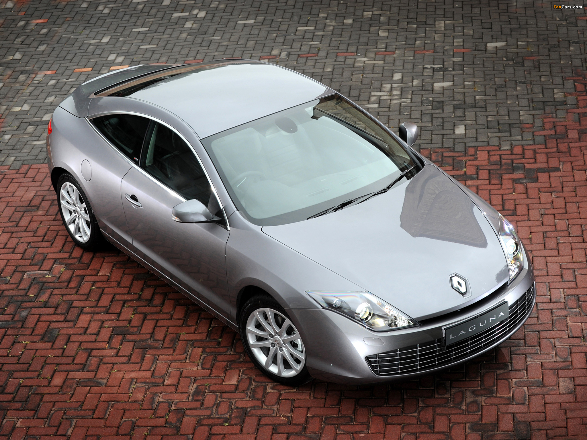 Renault Laguna Coupe ZA-spec 2010 images (2048 x 1536)