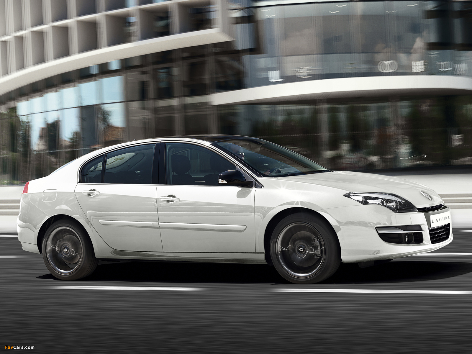 Renault Laguna Nervasport 2012 pictures (1600 x 1200)