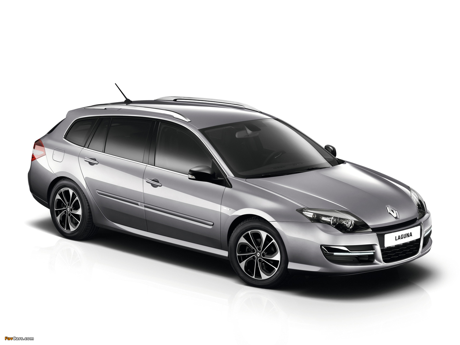 Renault Laguna Grandtour 2013 wallpapers (1600 x 1200)