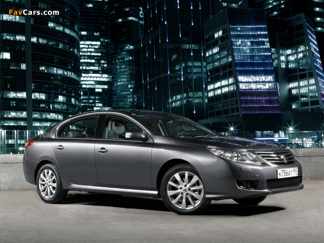 Renault Latitude 2010 photos (640 x 480)