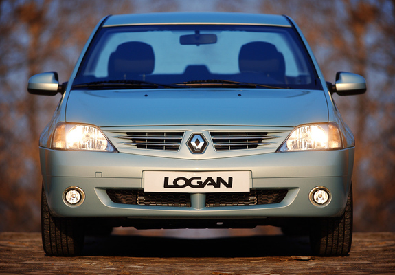 Images of Renault Logan 2004–09