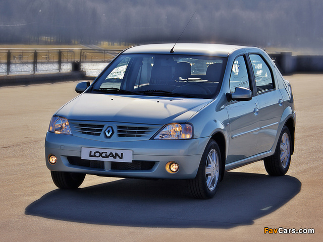 Photos of Renault Logan 2004–09 (640 x 480)