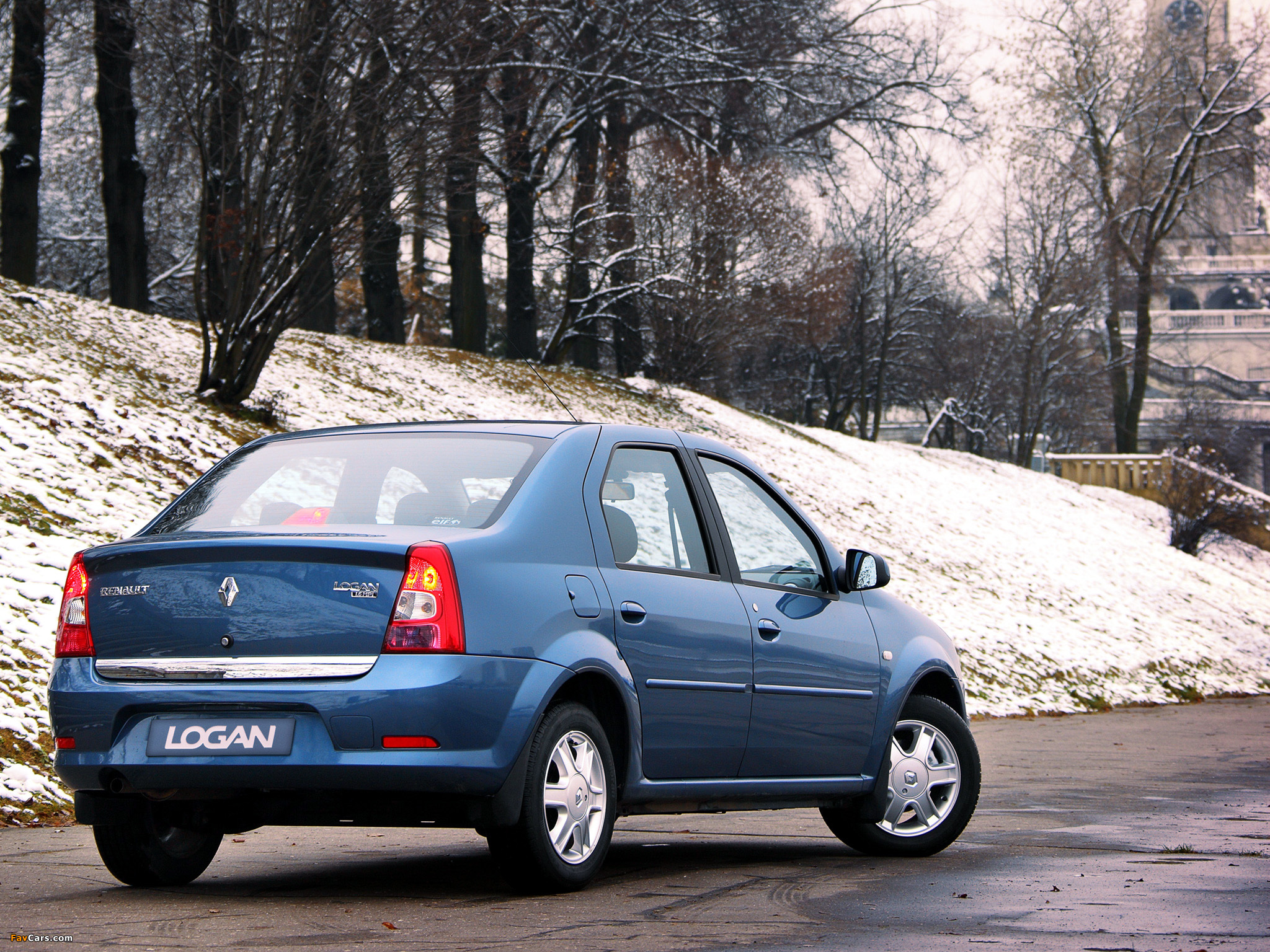 Photos of Renault Logan 2009 (2048 x 1536)