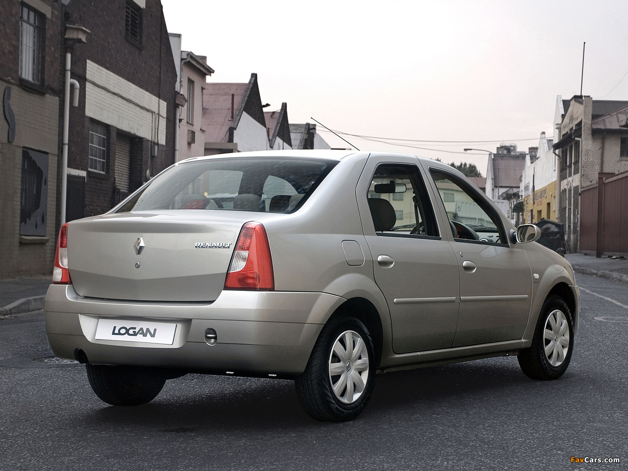 Renault Logan ZA-spec 2008–12 images (1280 x 960)