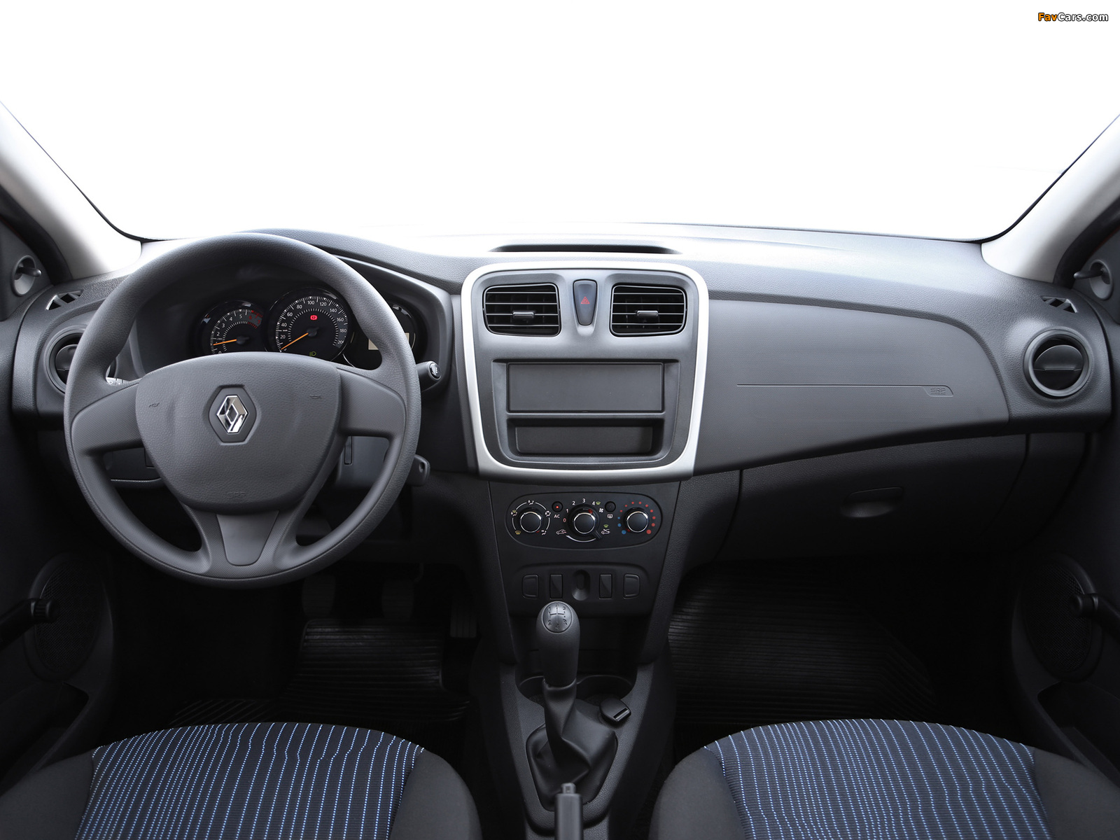 Renault Logan BR-spec 2013 images (1600 x 1200)