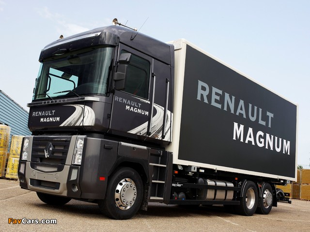 Renault Magnum 2006 pictures (640 x 480)