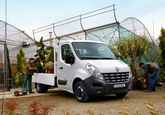 Renault Master Pickup 2010 pictures