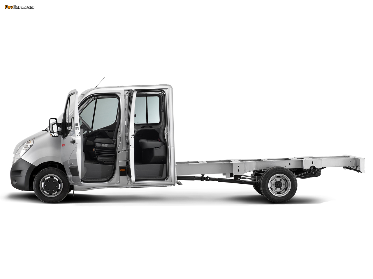 Renault Master Crew Cab Chassis 2010 pictures (1280 x 960)
