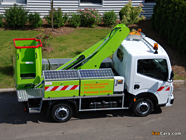 Images of Renault Maxity Lift Platform 2008–13 (640 x 480)