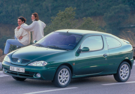 Images of Renault Megane Coupe 1999–2003