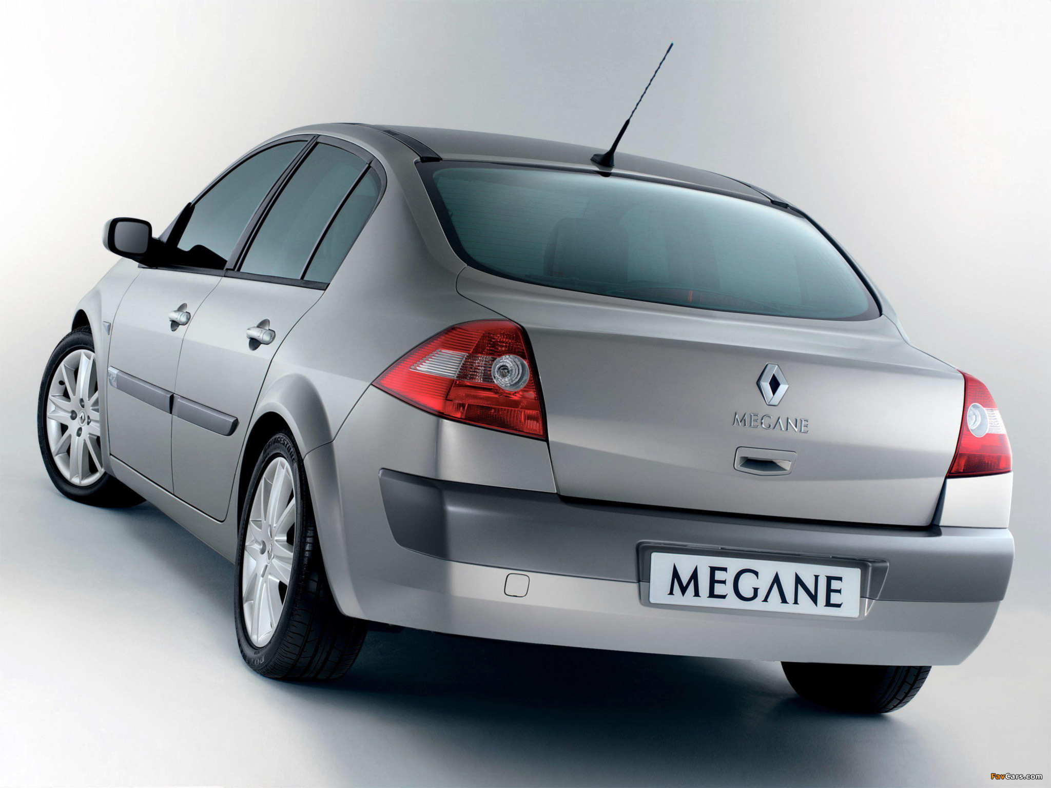 Images of Renault Megane Classic 2003–06 (2048 x 1536)