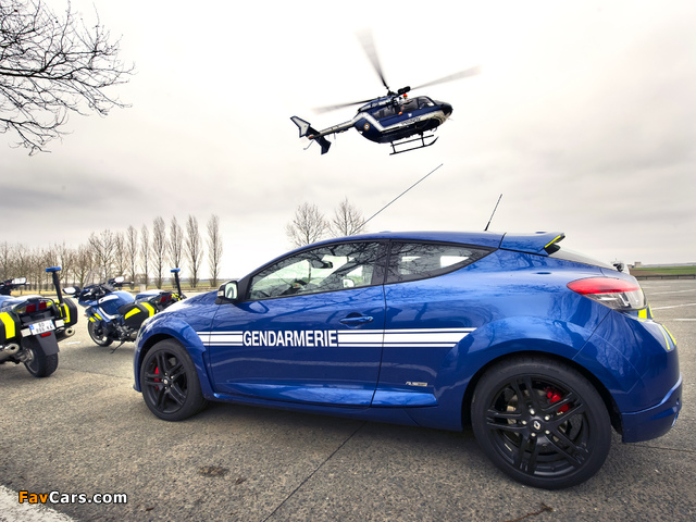 Images of Renault Megane RS Gendarmerie 2010 (640 x 480)