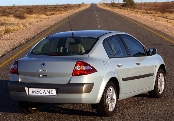 Photos of Renault Megane Classic ZA-spec 2003–06