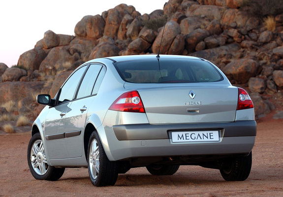 Pictures of Renault Megane Classic ZA-spec 2003–06