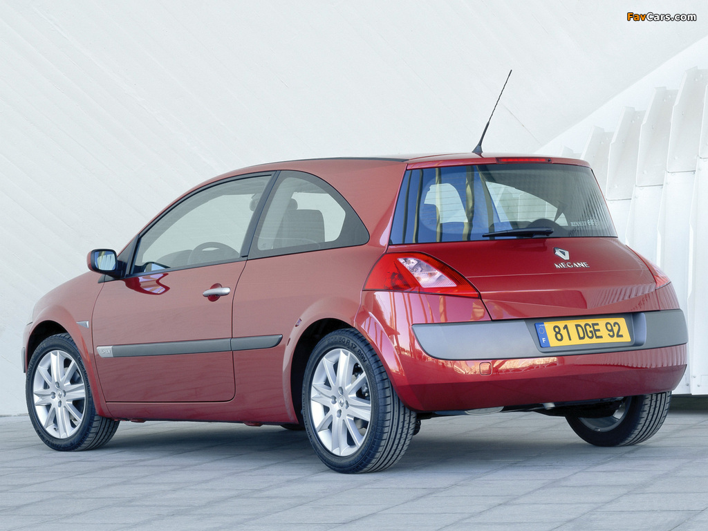 Pictures of Renault Megane 3-door 2003–06 (1024 x 768)