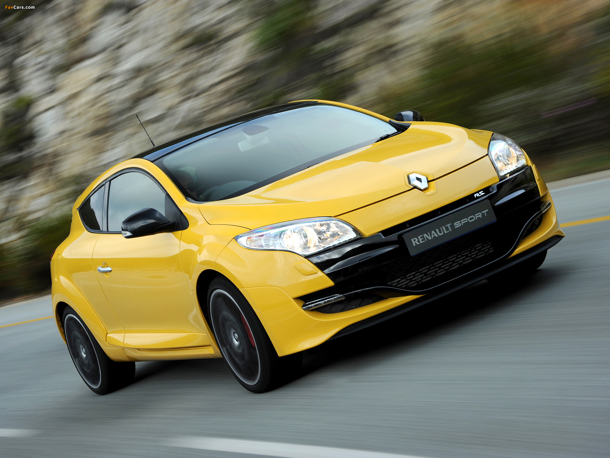 Pictures of Renault Mégane R.S. 250 ZA-spec 2010–12 (2048 x 1536)