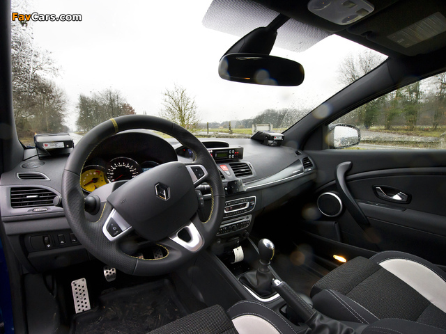 Pictures of Renault Megane RS Gendarmerie 2010 (640 x 480)