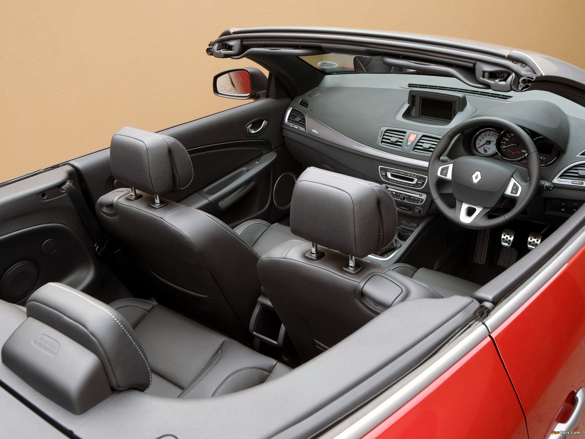 Pictures of Renault Mégane GT Line Coupé-Cabriolet ZA-spec 2011–14 (2048 x 1536)