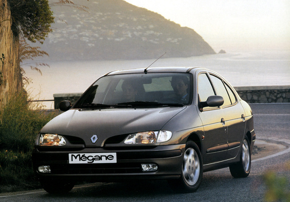 Renault Megane Classic 1996–99 pictures