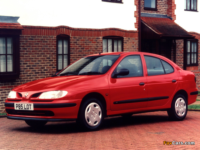 Renault Megane Classic UK-spec 1996–99 pictures (640 x 480)