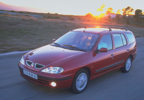 Renault Megane Grandtour 1999–2003 photos